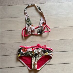 Kiwi Tropical Halter Bikini Set